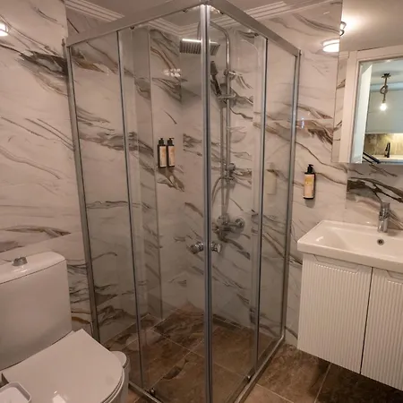 Uliv Hotel&spa Hotel *
