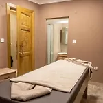 Uliv & Hotel *